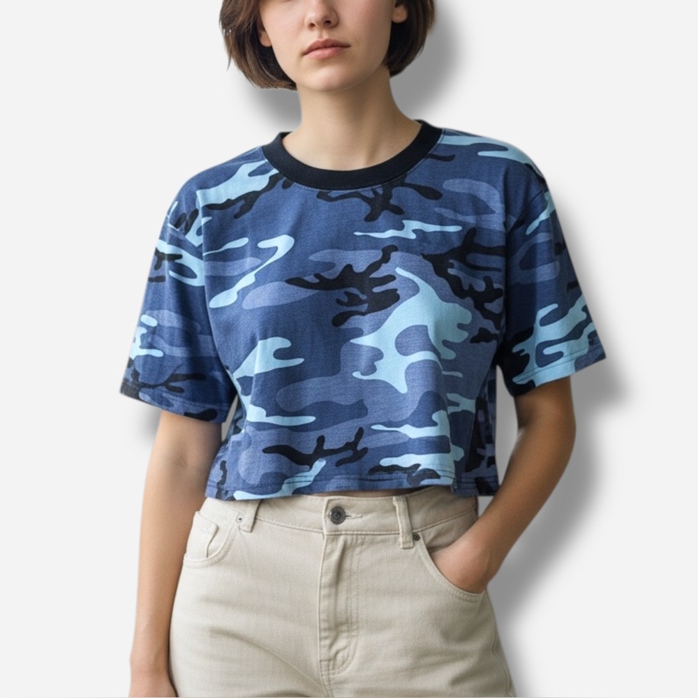 🌸New🌸 Urban Outfitters crop top medium Nwt